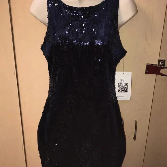 Emerald Sundae Velvet Sequence Blue Dress Size Small New With Tags - Picture 6 of 7